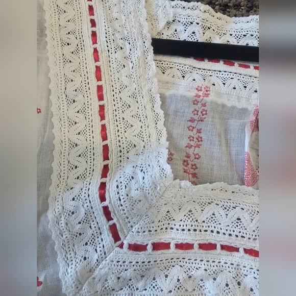 Free People White Blouse with Pink Heart Accents - Picture 8 of 9